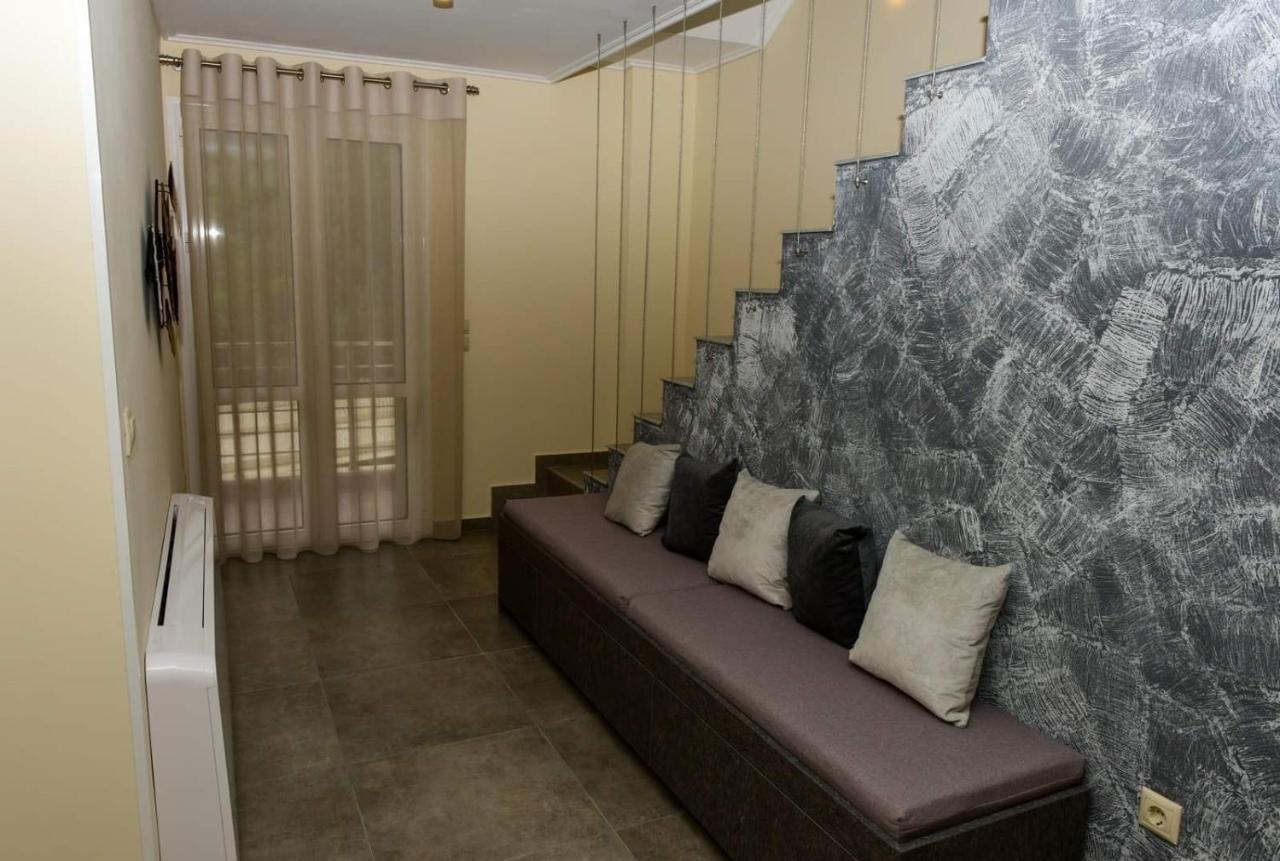 Nikole'S Villas Luxury 180M2 Tiros Luaran gambar