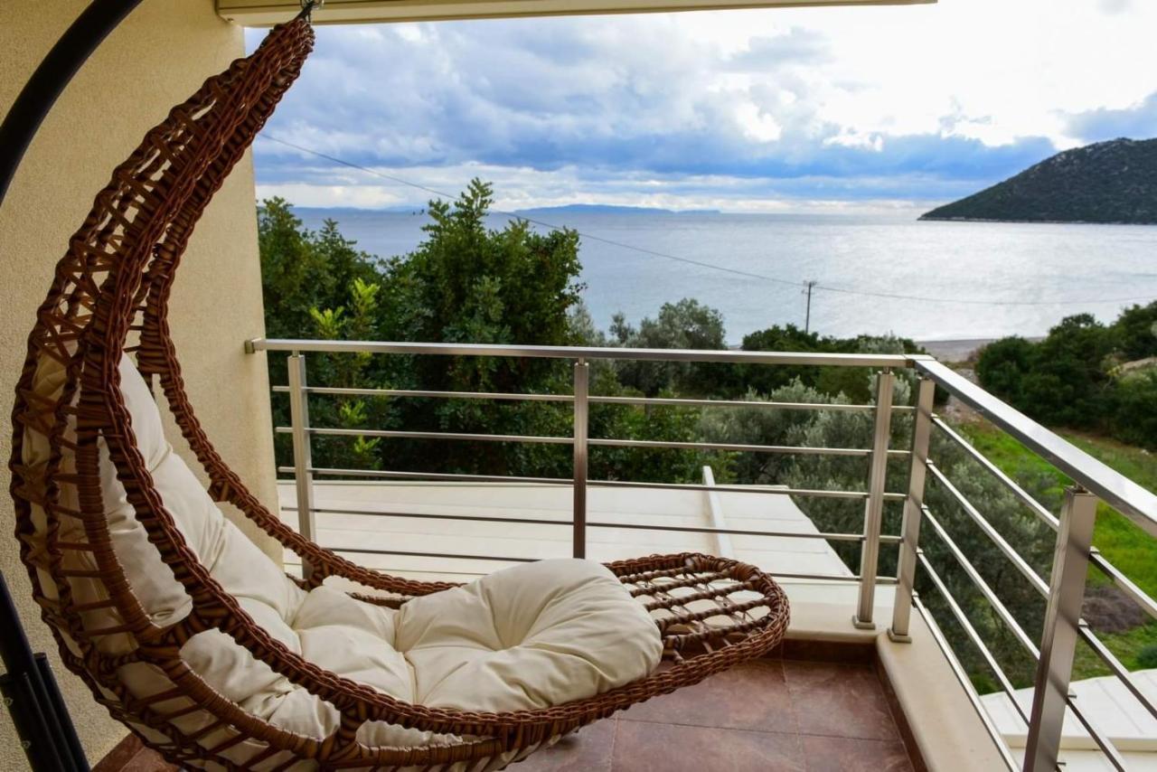 Nikole'S Villas Luxury 180M2 Tiros Luaran gambar